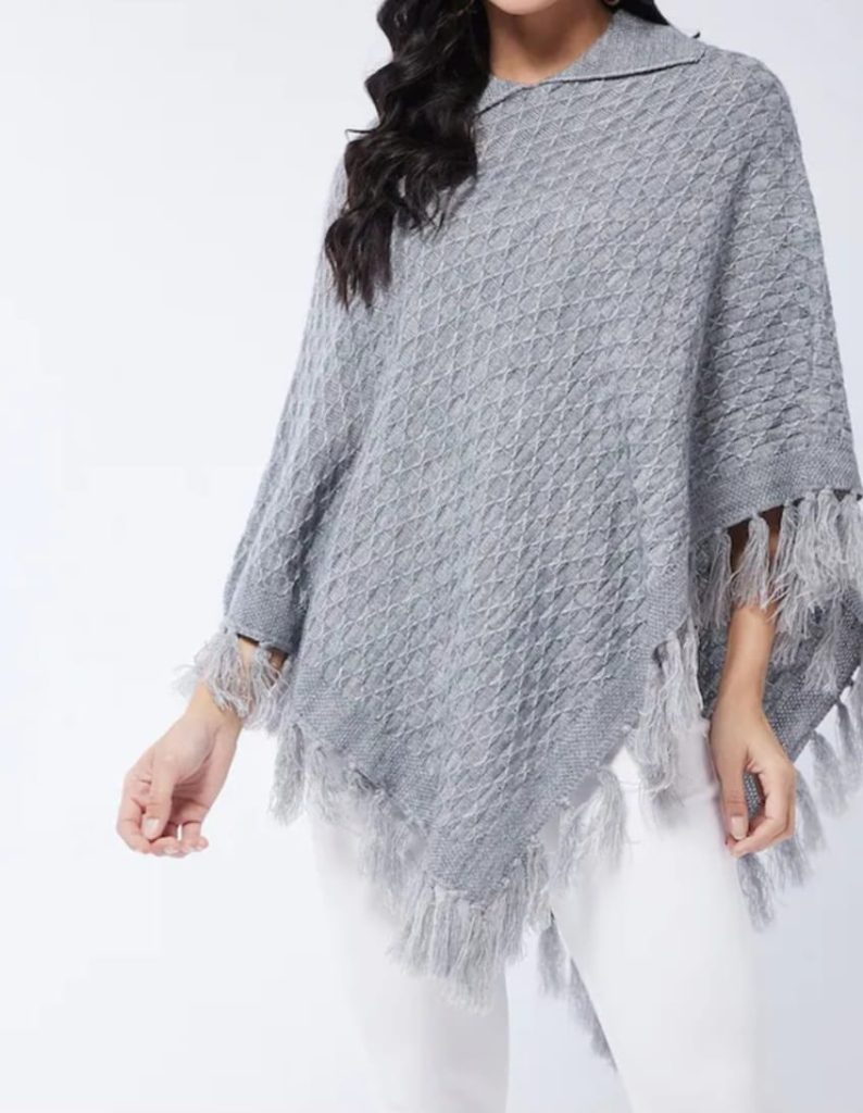 Nayala Poncho creamy white